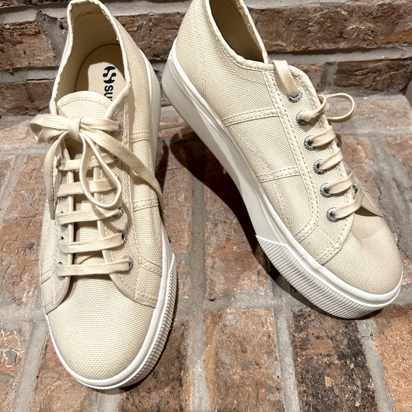 Cream/Beige Superga Platform Sneakers - Size 10 - Picture 2 of 5